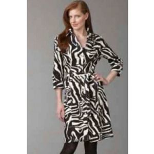 St. John Sport Black & Cream Zebra Print Shirt Dress Size Small 3/4 Sleeves